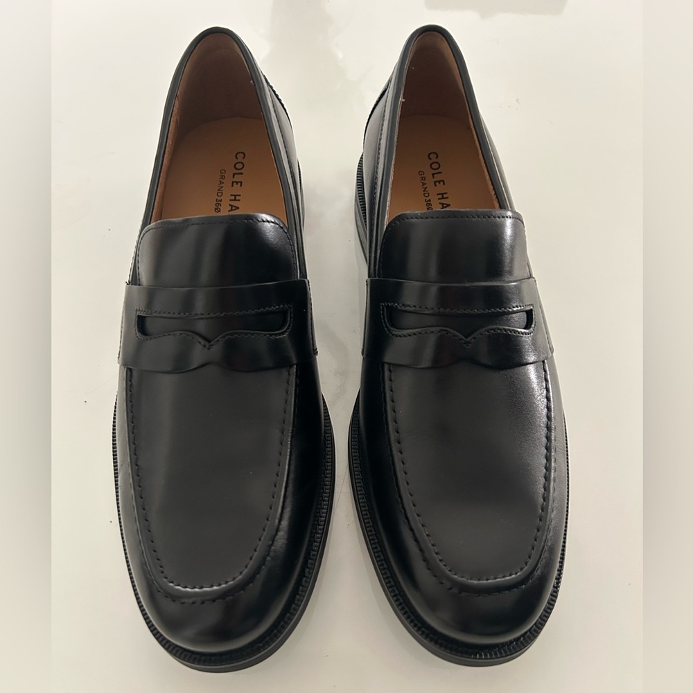 Cole Haan Men's Classic Black Leather Loafers Brand New